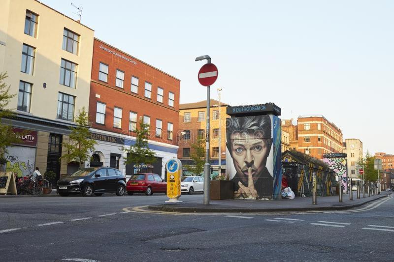 Lewis Apartment In The Heart Of The Northern Quarter Sleeps Up To 12 Manchester Exterior foto